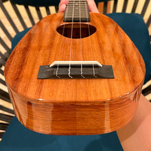 Load image into Gallery viewer, KoAloha KSM-01 Soprano Ukulele #2509158