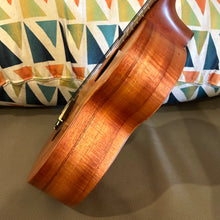 Load image into Gallery viewer, Kamaka HF-3I Slotted-Head Tenor Curly Koa Ukulele #250746