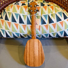 Load image into Gallery viewer, KoAloha KSM-03 Soprano Pineapple Longneck Ukulele #2509151