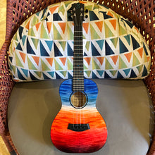 Load image into Gallery viewer, Kanile'a 'Ilikai Tenor Ukulele #0426-29881