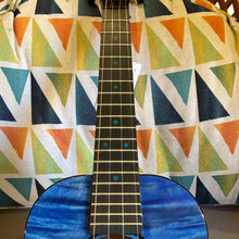 Load image into Gallery viewer, Kanile'a 'Ilikai Tenor Ukulele #0426-29881