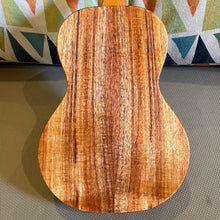 Load image into Gallery viewer, KoAloha KCM-00 Concert Ukulele #2512211