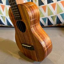 Load image into Gallery viewer, KoAloha KCM-00 Concert Ukulele #2512211