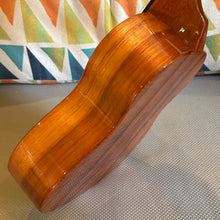Load image into Gallery viewer, KoAloha KSM-00 Soprano Ukulele #2605121