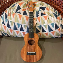 Load image into Gallery viewer, KoAloha KCM-10 Concert Ukulele #2512155