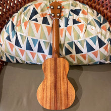 Load image into Gallery viewer, KoAloha KCM-10 Concert Ukulele #2512156