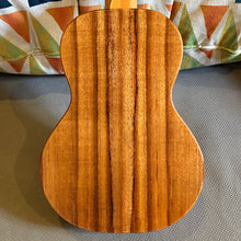 Load image into Gallery viewer, KoAloha KCM-10 Concert Ukulele #2605122