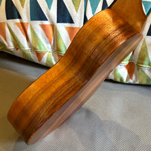 Load image into Gallery viewer, KoAloha KCM-10 Concert Ukulele #2605123