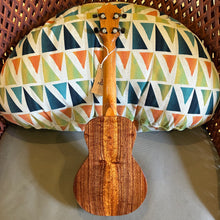 Load image into Gallery viewer, KoAloha KCM-00 Concert Ukulele #2604272