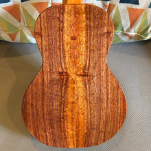 Load image into Gallery viewer, KoAloha KCM-00 Concert Ukulele #2604272