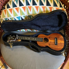 Load image into Gallery viewer, KoAloha KCM-00 Concert Ukulele #2604272