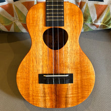 Load image into Gallery viewer, KoAloha KCM-00 Factory Special Concert Ukulele #2604271