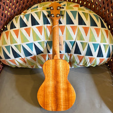 Load image into Gallery viewer, KoAloha KCM-00 Factory Special Concert Ukulele #2604271