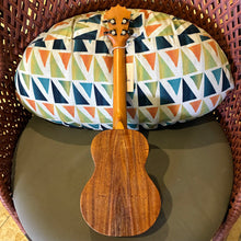 Load image into Gallery viewer, KoAloha KTM-10 Tenor Ukulele #2604211