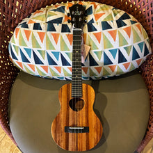 Load image into Gallery viewer, KoAloha KTM-00 Tenor Ukulele #2605124