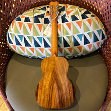 Load image into Gallery viewer, Kanile'a K-1 T Core Tenor Ukulele #0526-29952