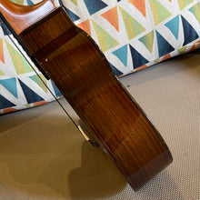 Load image into Gallery viewer, Anuenue Moon Bird UC200 Concert Spruce Top #2501051