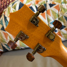 Load image into Gallery viewer, Kamaka HF-3 Tenor Ukulele #260250