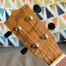 Load image into Gallery viewer, Ana'ole ASL Soprano Long Neck Ukulele #27931225