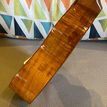 Load image into Gallery viewer, Ana'ole AS Soprano Ukulele #27821125