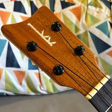 Load image into Gallery viewer, Kamaka HF-2 Concert Ukulele #260176