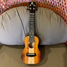 Load image into Gallery viewer, Kanileʻa K-1 S Premium Soprano Ukulele #27716