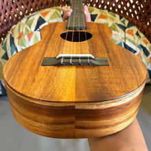 Load image into Gallery viewer, KoAloha KTM-10 Tenor Ukulele #2606223