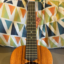 Load image into Gallery viewer, KoAloha KTM-10 Tenor Ukulele #2607011