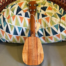 Load image into Gallery viewer, KoAloha KSM-01 Soprano Ukulele #2606221