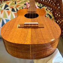 Load image into Gallery viewer, Ana'ole AT Tenor Ukulele #28240426