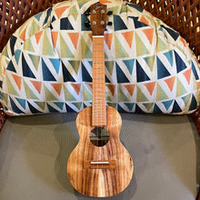 Load image into Gallery viewer, Ana'ole AC Concert Ukulele #27971225