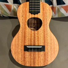 Load image into Gallery viewer, KoAloha KCM-10 Concert Ukulele #2607234