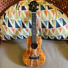 Load image into Gallery viewer, KoAloha KCM-00 Concert Ukulele #2602101