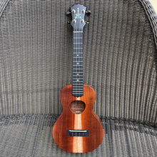 Load image into Gallery viewer, KoAloha KCM-10RP Concert Ukulele #2402102