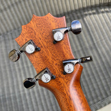 Load image into Gallery viewer, KoAloha KCM-10RP Concert Ukulele #2402102