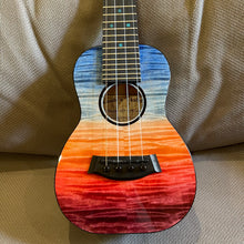 Load image into Gallery viewer, Kanileʻa 'Ilikai Soprano Ukulele #28167