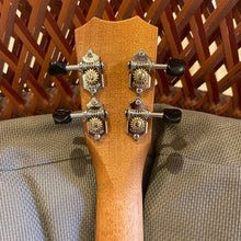 Load image into Gallery viewer, Kanile'a 'Ilikai Tenor Ukulele #28239