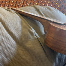 Load image into Gallery viewer, Ana'ole ACS808 Tenor Ukulele Hawaiian Islands #26230424