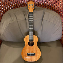 Load image into Gallery viewer, KoAloha KCM-02 Concert Long Neck Ukulele #2403223