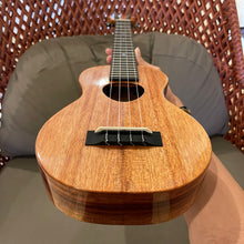 Load image into Gallery viewer, KoAloha KCM-02 Concert Long Neck Ukulele #2403223