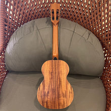 Load image into Gallery viewer, Kamaka HF-3i Emop Slotted-head Ebony Fretboard Tenor Ukulele #230011
