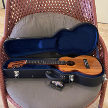 Load image into Gallery viewer, Kamaka HF-3i Emop Slotted-head Ebony Fretboard Tenor Ukulele #230011