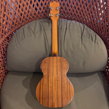 Load image into Gallery viewer, Kamaka HF-3 ABV Tenor Ukulele #240453
