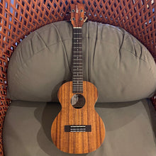 Load image into Gallery viewer, Kamaka HF-3 ABV Tenor Ukulele #240453