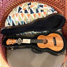 Load image into Gallery viewer, KoAloha KTM-S00 w/ L.R. Baggs Tenor Ukulele Slimline w/ Pickup #2407193