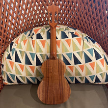 Load image into Gallery viewer, Kamaka HF-2I Concert Slotted Head Ukulele #240455