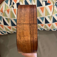 Load image into Gallery viewer, Kamaka HF-2I Concert Slotted Head Ukulele #240455