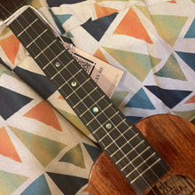 Load image into Gallery viewer, KoAloha KCM-00 Concert Ukulele w/ FIVE-O Pickup #2410202