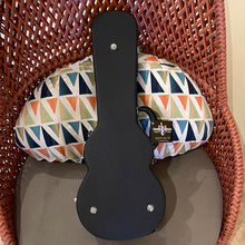 Load image into Gallery viewer, Kamaka HF-35 5-String Tenor Ukulele #241126