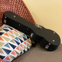 Load image into Gallery viewer, Kamaka HF-35 5-String Tenor Ukulele #241126